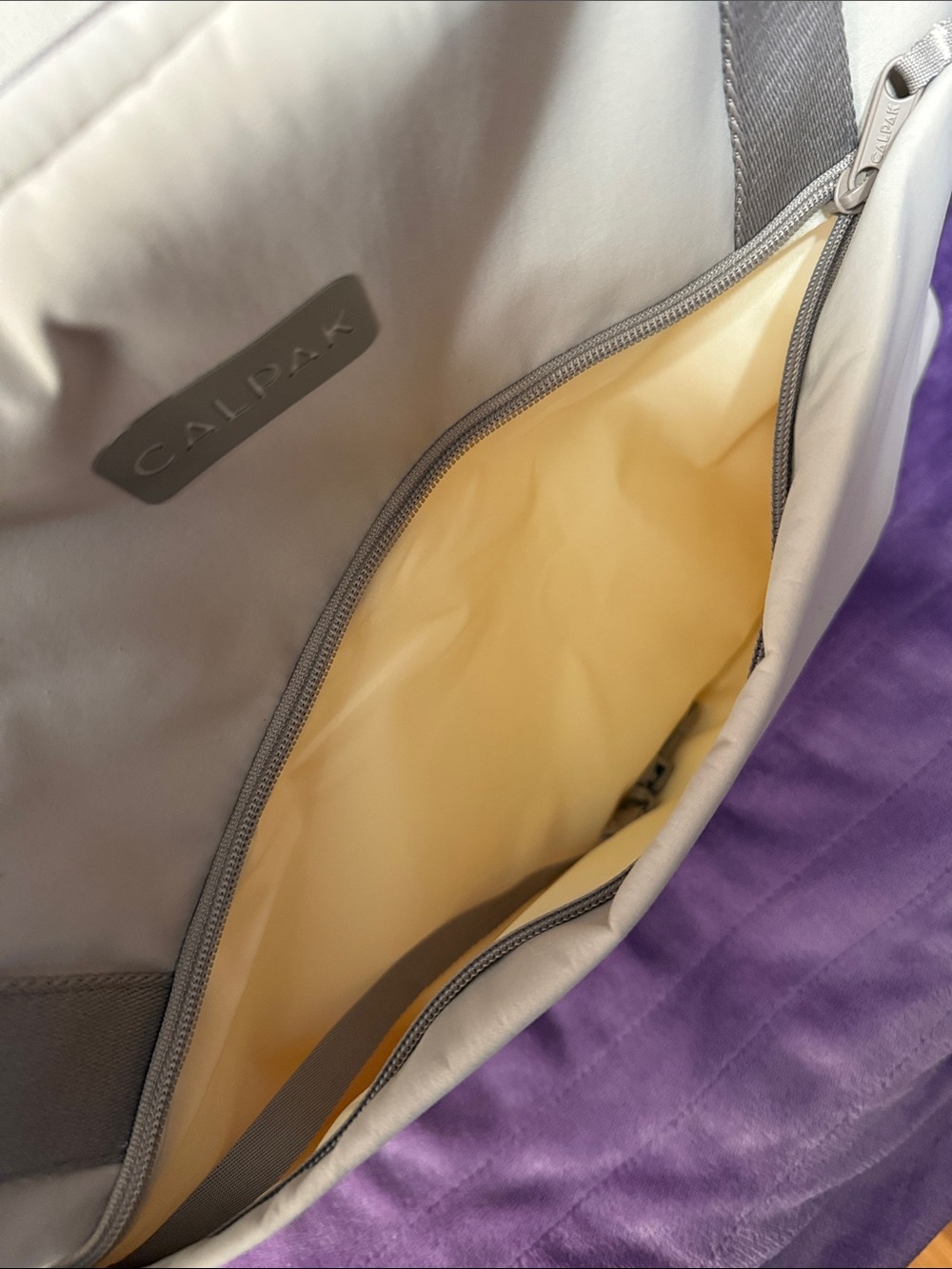 Calpak Connect Laptop Duffel - Light Gray BNWOT - Picture 4 of 10
